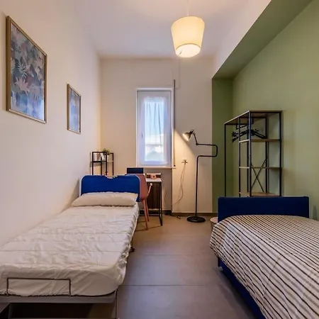 Chez Monique Апартаменты *