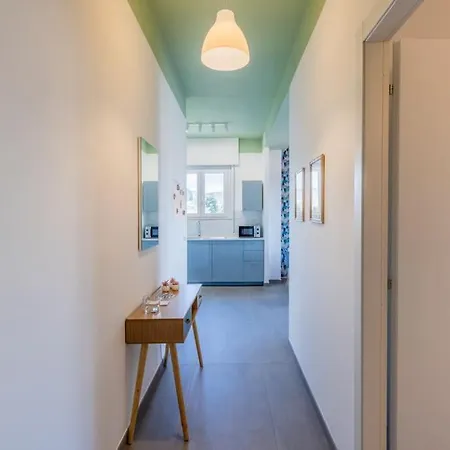 Chez Monique * Оледжо-Кастелло