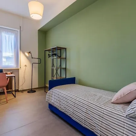 Chez Monique Апартаменты *