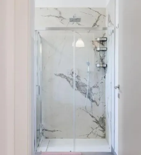 Chez Monique Apartment