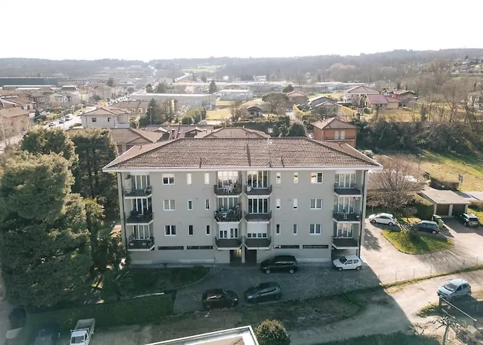 Chez Monique * Oleggio Castello